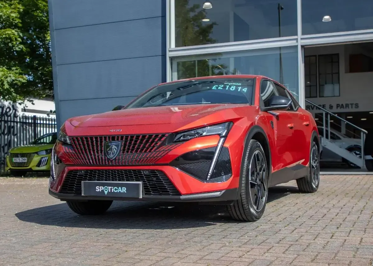 Used Peugeot 408 GT 222 HP (163 kW) 2024 Red SUV