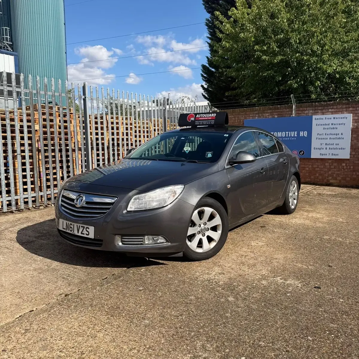 Used Vauxhall Insignia SRi 2011 Grey Hatchback