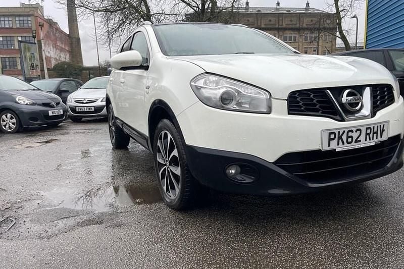 Used Nissan Qashqai N-TEC 117 HP (86 kW) 2012 White SUV