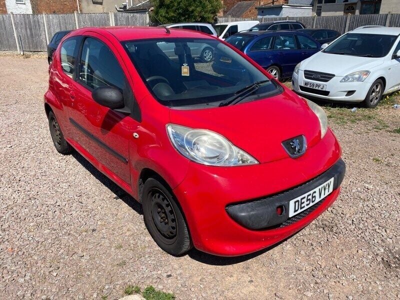 Red Used 2006 Peugeot 107 Hatchback | £785 (Super price) - Image 1/4