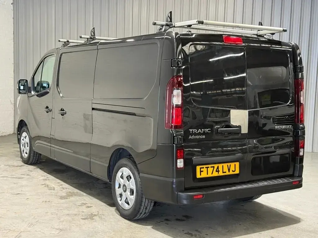 Used Renault Trafic 2024 Black MPV