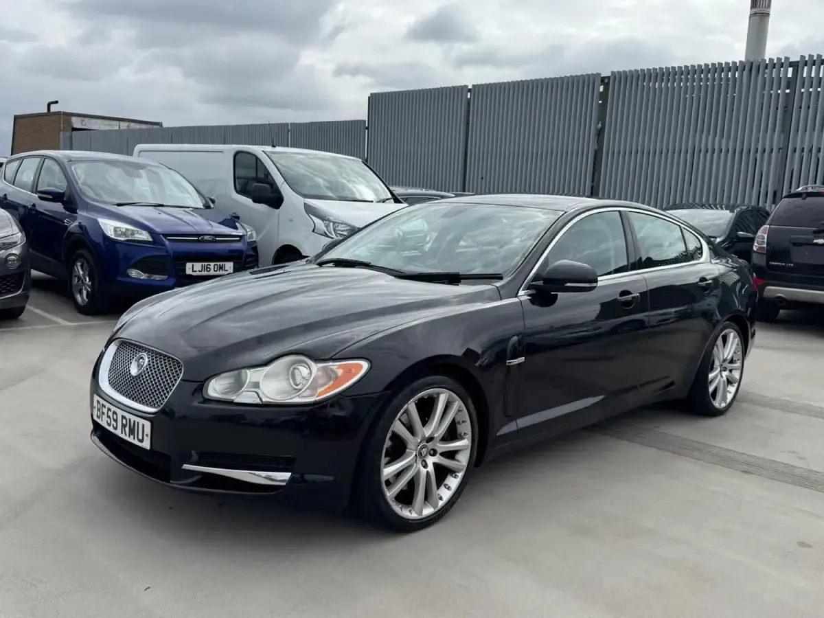 Używany Jaguar XF Premium Luxury 2009 Czarny Sedan/Limuzyna