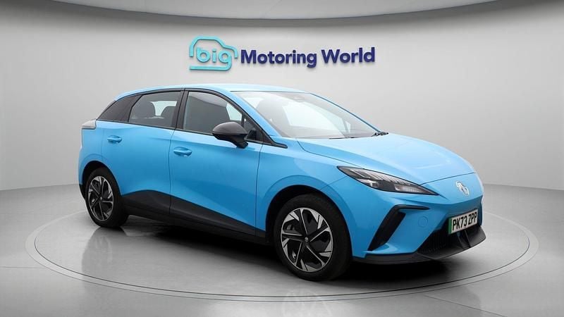 Used 2023 MG MG4 EV SE Hatchback | £15,354 (Fair price) - Image 1/4