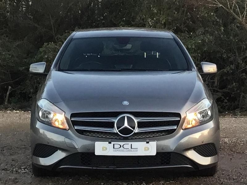 Used Mercedes A180 Sport Edition 109 HP (80 kW) 2015 Grey Hatchback