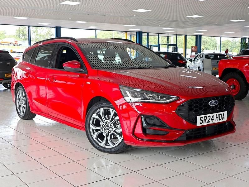 Used Ford Focus ST-Line 2024 Red Estate