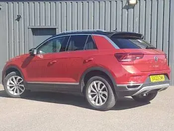 Used VW T-Roc Style 150 HP (110 kW) 2023 Red SUV