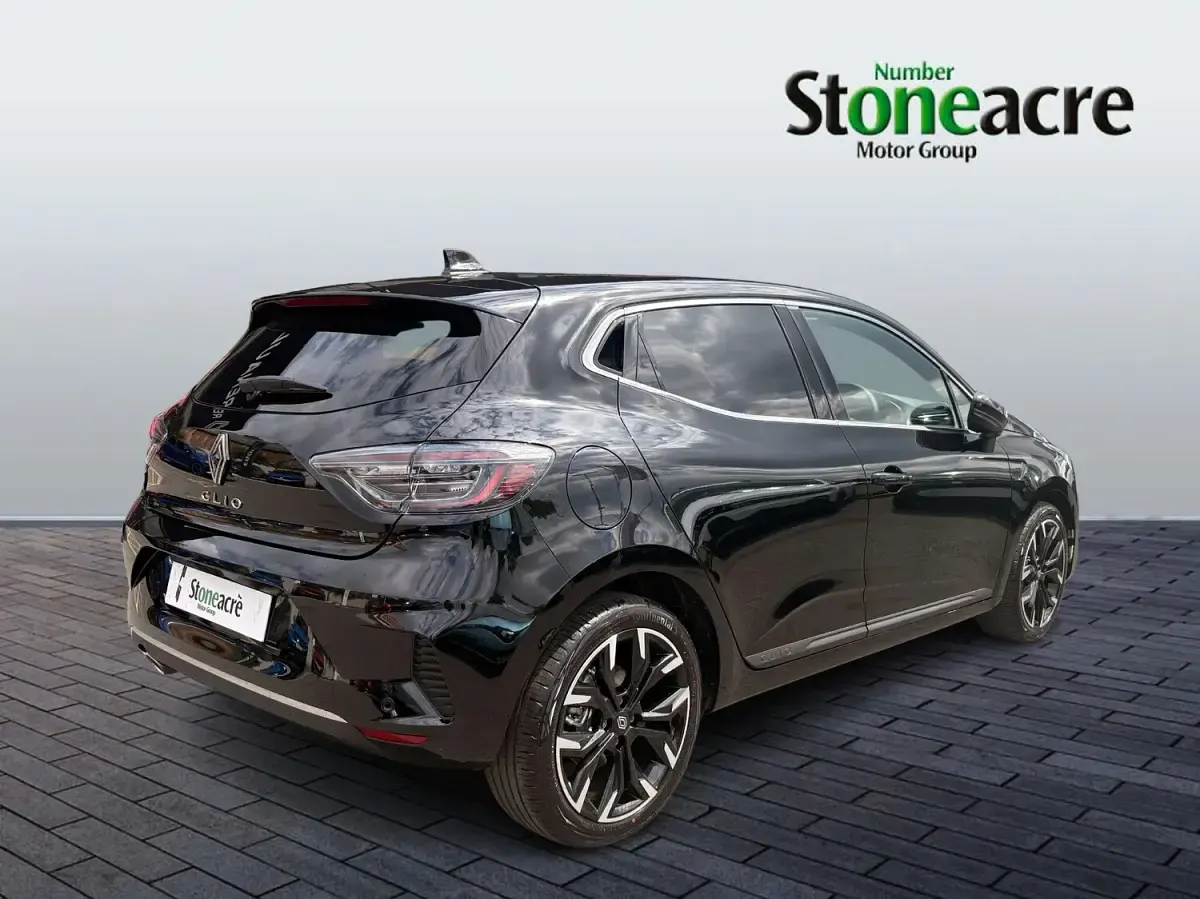New Renault Clio Techno 90 HP (66 kW) 2026 Black Hatchback