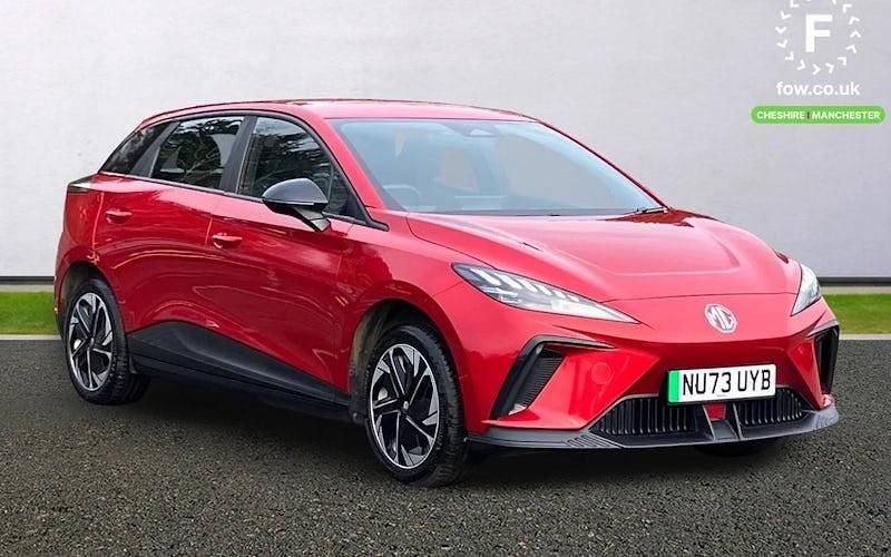 Used MG MG4 EV SE 150 kW (204 HP) 2023 Red Hatchback