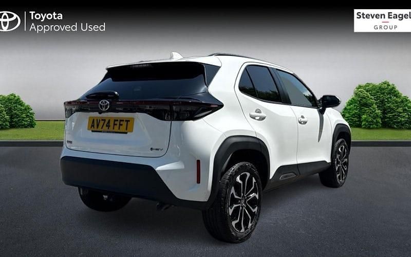 Used Toyota Yaris Hybrid Design 116 HP (85 kW) 2025 Estate