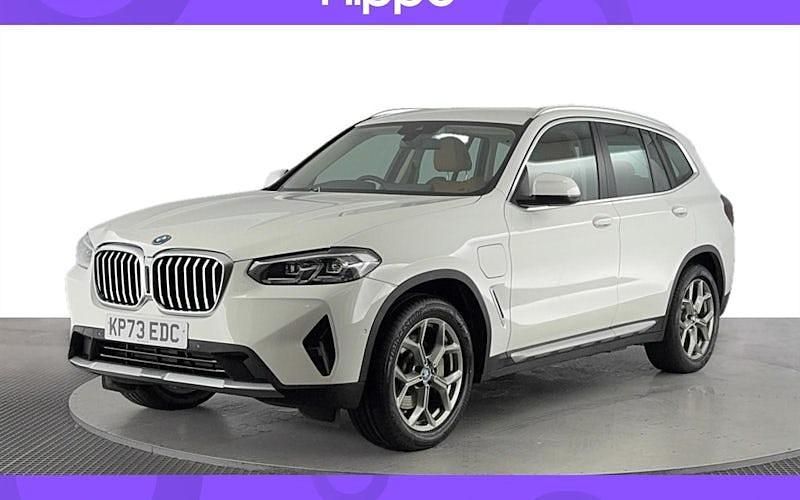 White Used 2023 BMW X3 xLine SUV | £33,420 (Good price) - Image 1/4