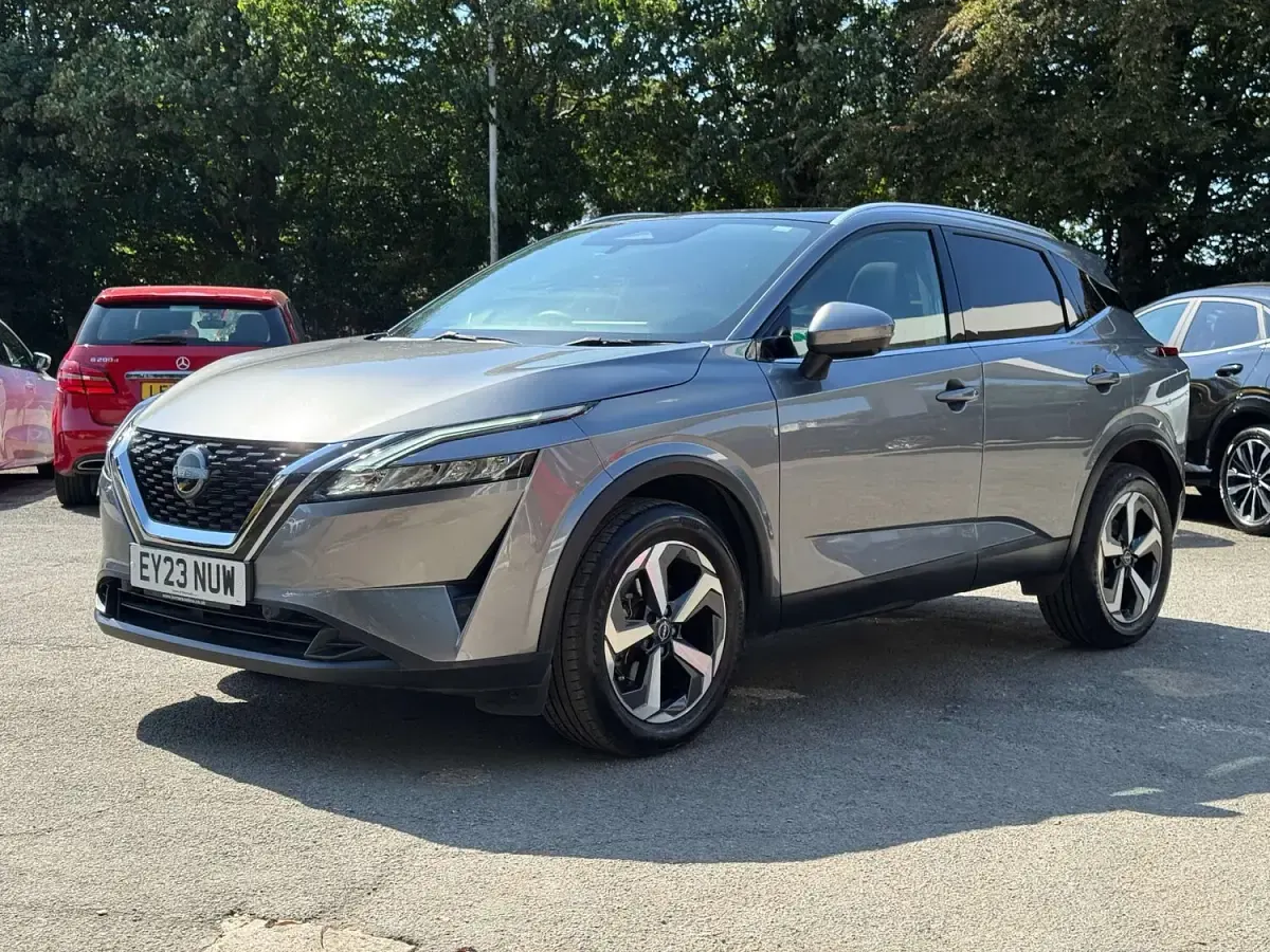 Used Nissan Qashqai N-Connecta 158 HP (116 kW) 2023 Grey SUV
