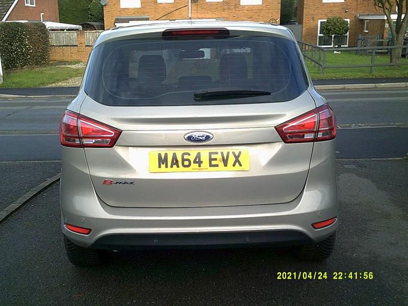 Silver Used 2014 Ford B-MAX Titanium MPV | £4,200 (Fair price) - Image 1/4