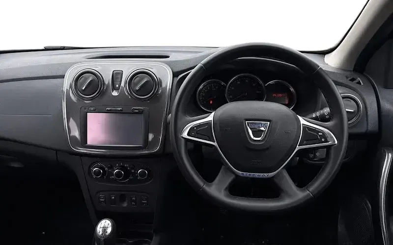 Used Dacia Sandero Comfort 90 HP (66 kW) 2018 Grey Hatchback