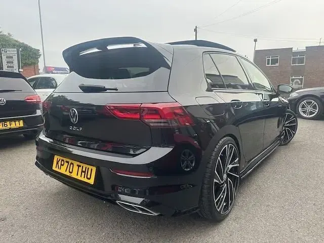 Used VW Golf VII R-line 150 HP (110 kW) 2020 Black Hatchback