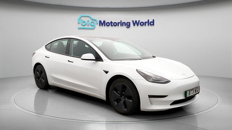 Used 2021 Tesla Model 3 Sedan | £22,300 (Fair price) - Image 1/4