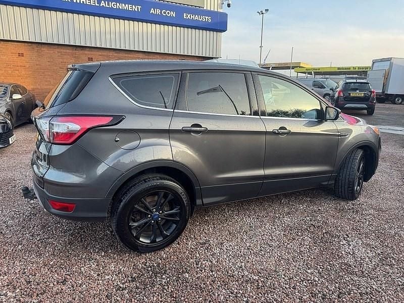 Used Ford Kuga Titanium 150 HP (110 kW) 2017 Grey SUV
