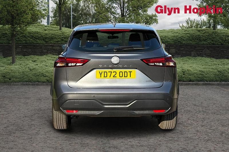 Used Nissan Qashqai Acenta Premium 2022 Grey SUV