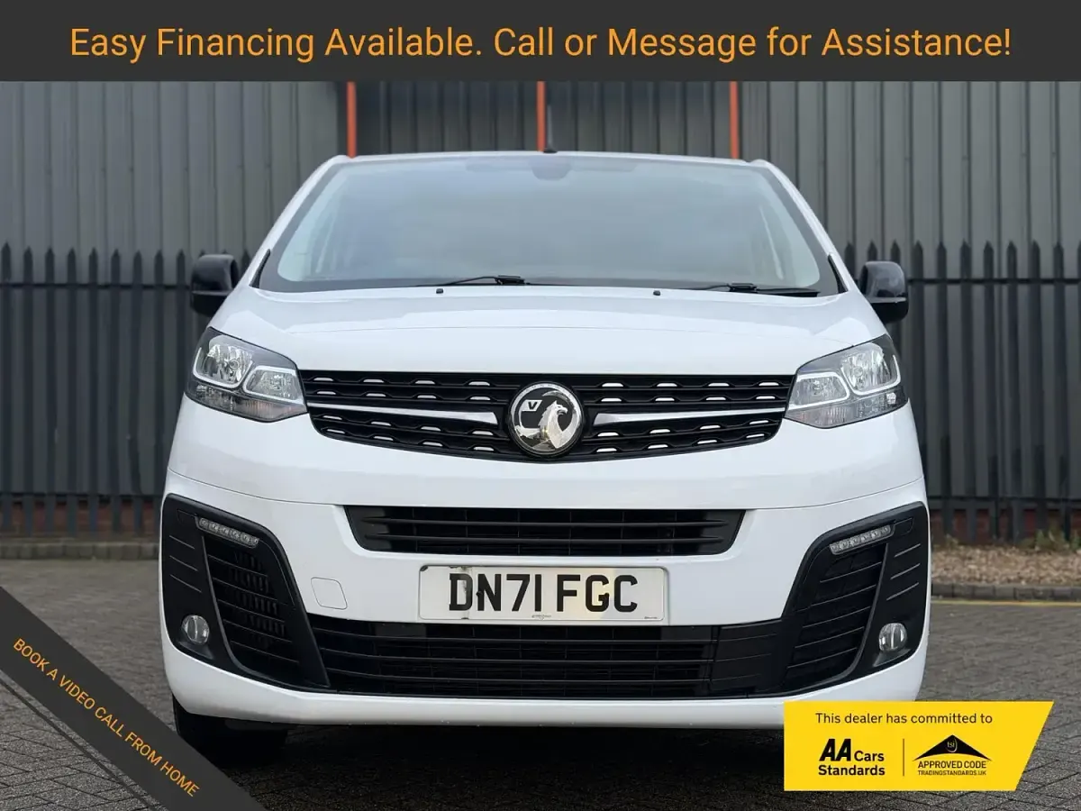 Used Vauxhall Vivaro Sportive 100 HP (73 kW) 2021 White MPV