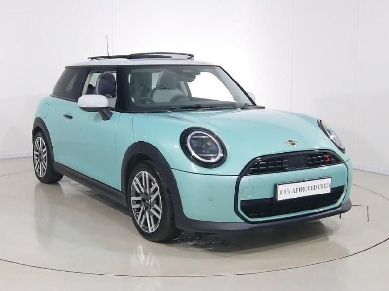 Used Mini Cooper Classic 204 HP (150 kW) 2024 Green Hatchback