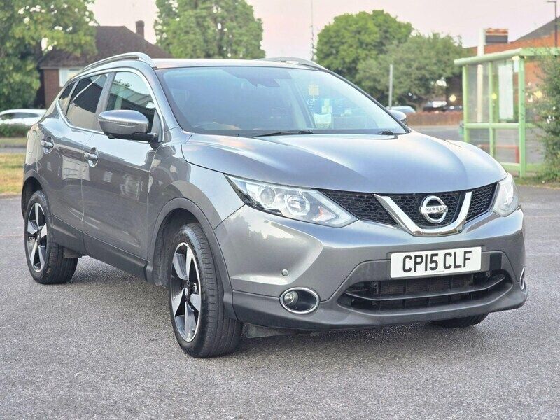Grey Used 2015 Nissan Qashqai N-TEC SUV | £4,995 (Fair price) - Image 1/4
