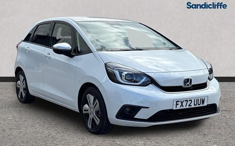 Used Honda Jazz Hybrid 109 HP (80 kW) 2022 White Hatchback