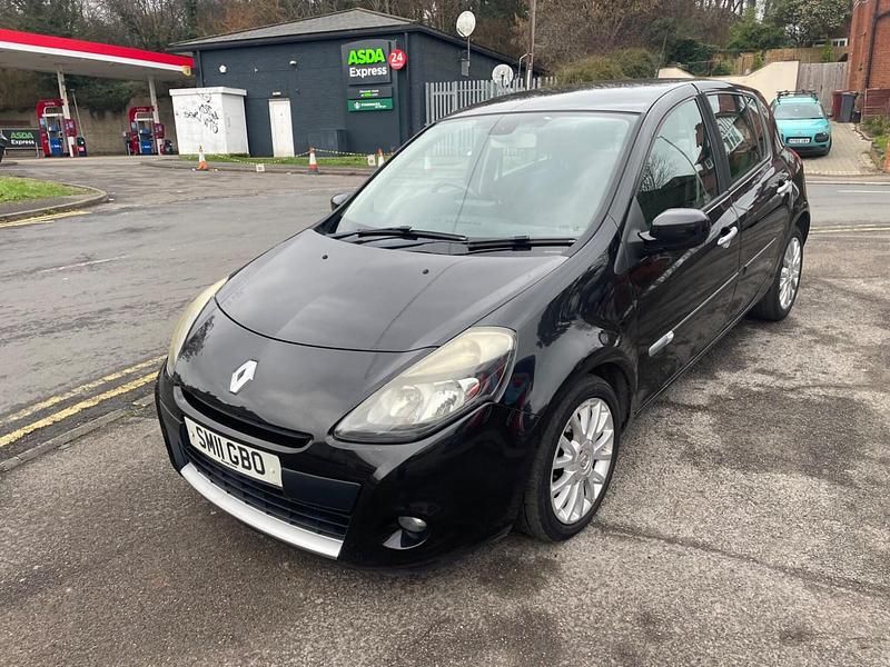 Used Renault Clio II Dynamique 75 HP (55 kW) 2011 Black Hatchback