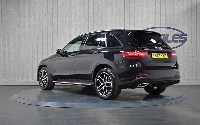 Used Mercedes GLC220 AMG 170 HP (125 kW) 2019 Black Estate