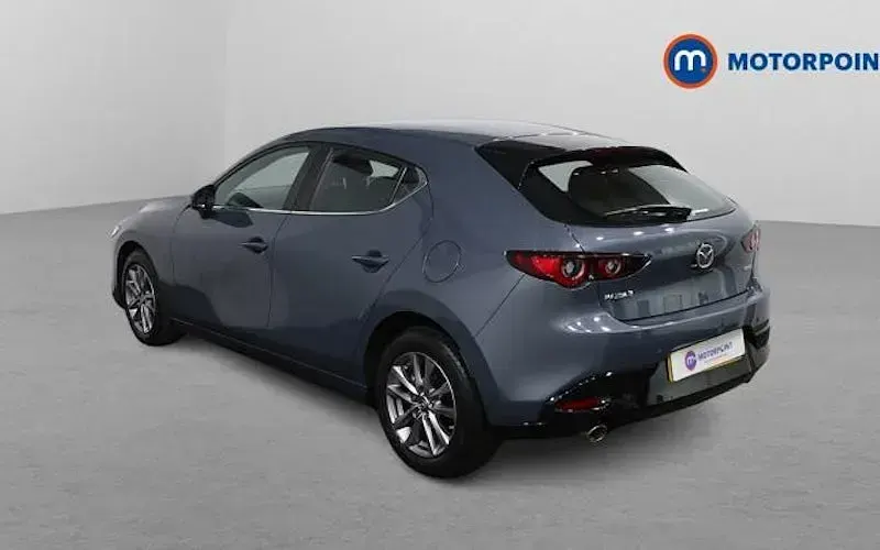 Usado Mazda 3 122 CV (89 kW) 2022 Gris Utilitario