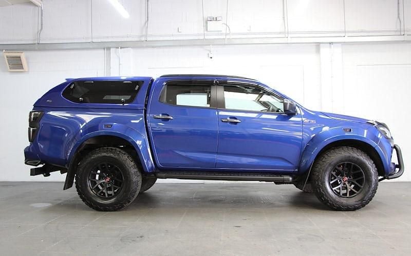 Used Isuzu D-Max 165 HP (121 kW) 2024 Pickup