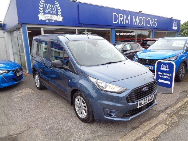 Blue Used 2022 Ford Tourneo Connect Zetec MPV | £15,995 (Good price) - Image 1/3