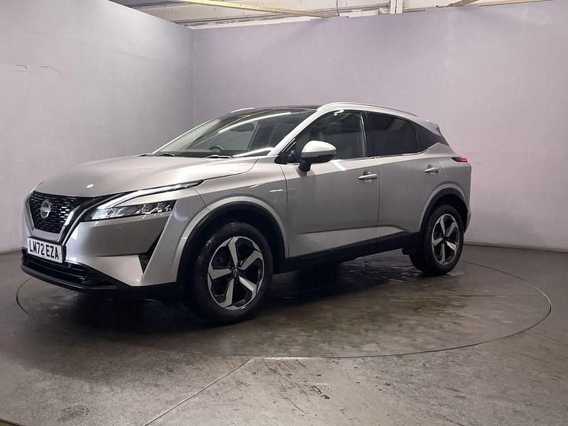 Used Nissan Qashqai N-Connecta 2022 Silver SUV