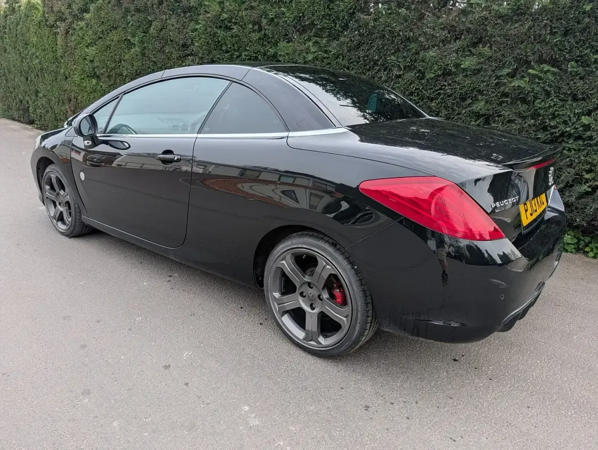 Begagnad Peugeot 308 CC Roland Garros 2013 Svart Cab