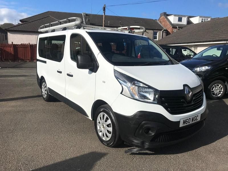 Used Renault Trafic Business 2016 White MPV