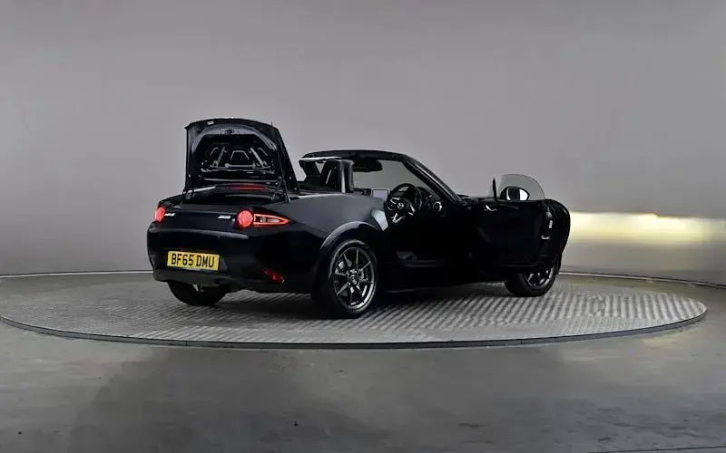 Used Mazda MX5 Inclusive 131 HP (96 kW) 2015 Black Cabriolet
