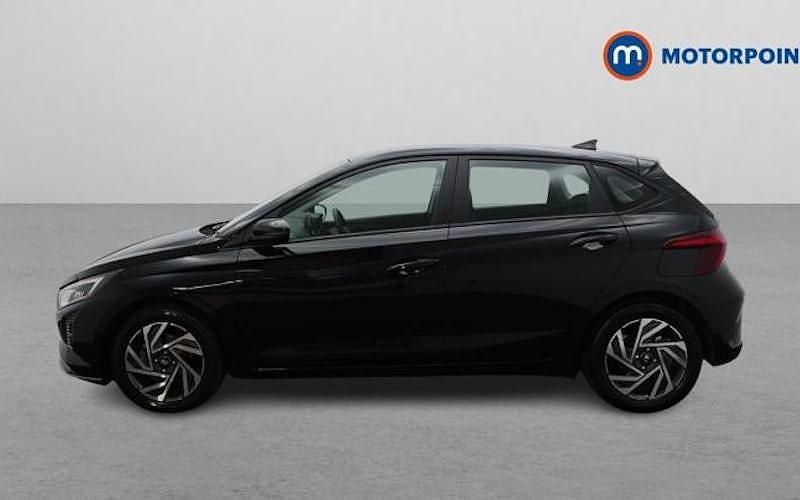 Used Hyundai i20 Advanced 101 HP (74 kW) 2024 Hatchback