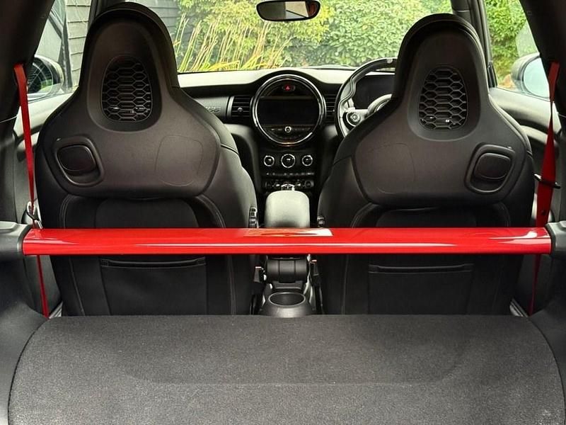 Usado Mini John Cooper Works Hatch 2020 Gris Utilitario