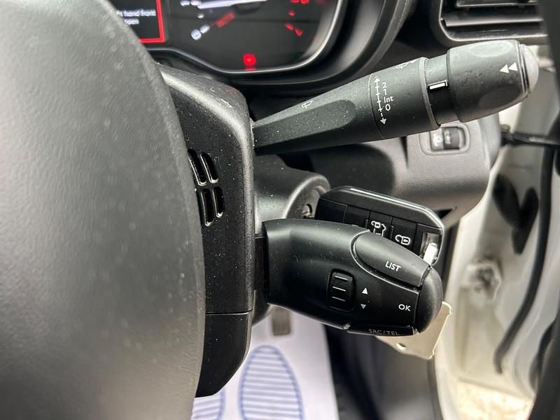 Used Citroën Berlingo 2022 White MPV