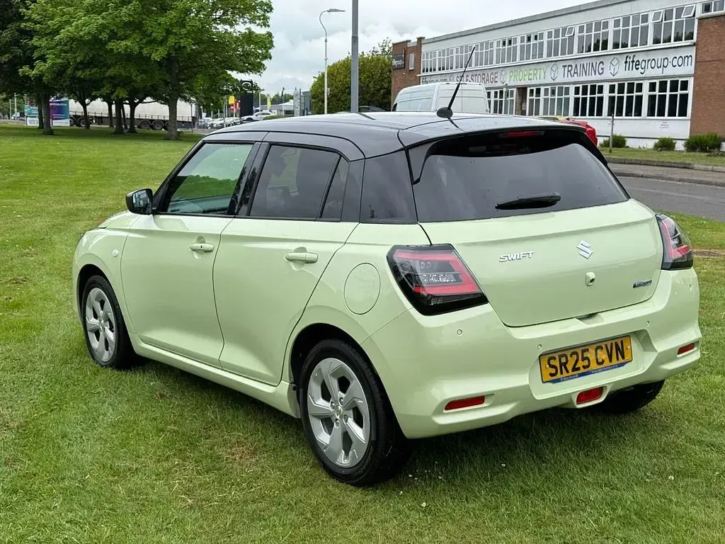 Used Suzuki Swift 82 HP (60 kW) 2025 Yellow Hatchback