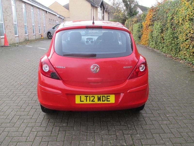 Used Vauxhall Corsa S 65 HP (47 kW) 2012 Red Hatchback