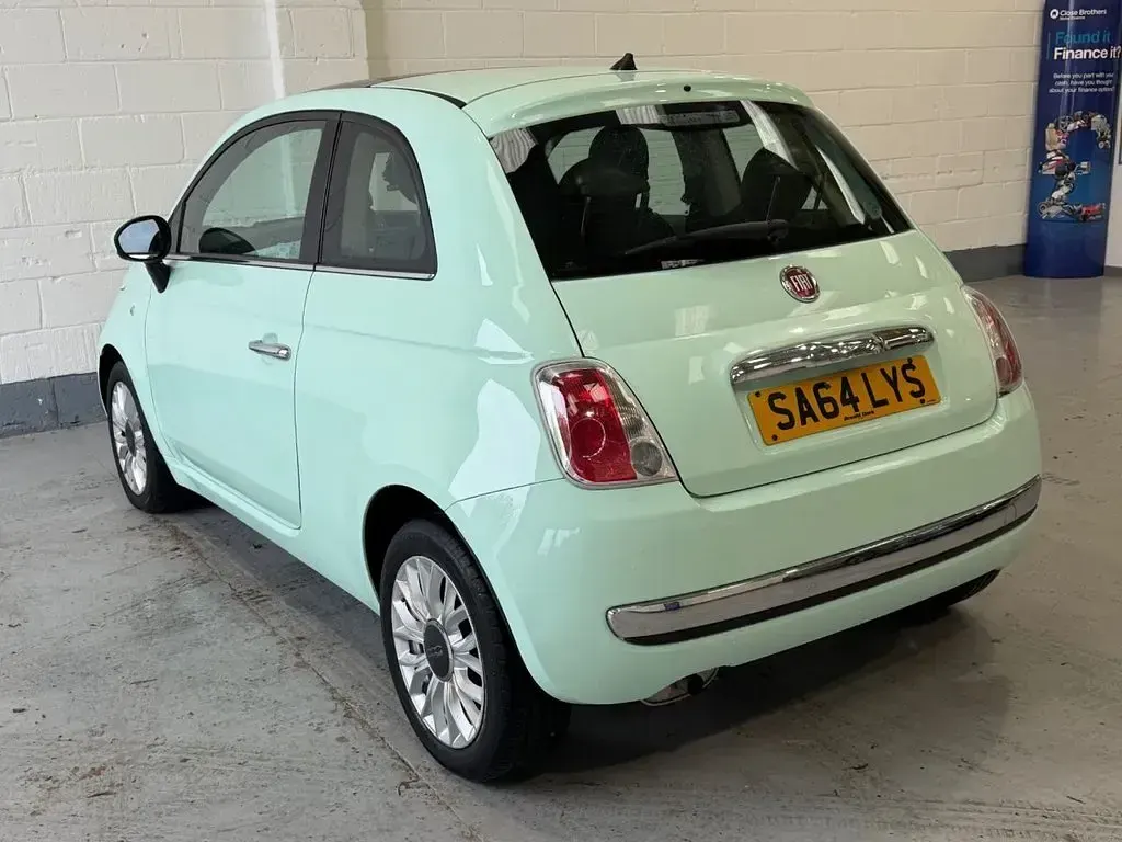 Used Fiat 500 Lounge 69 HP (50 kW) 2014 Green Hatchback