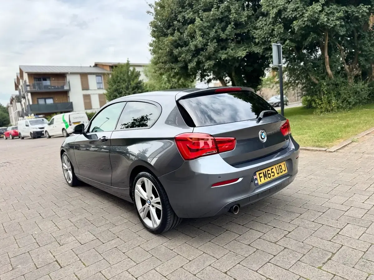 Used BMW 118 Sport Line 150 HP (110 kW) 2016 Grey Hatchback