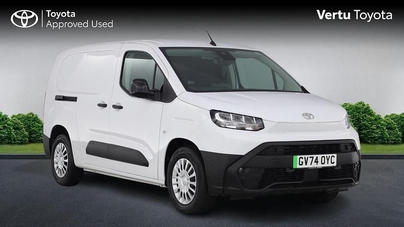 Used 2024 Toyota Proace City City MPV | £16,490 (Fair price) - Image 1/3