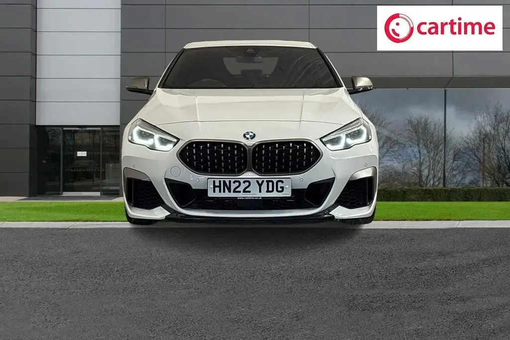 Used BMW M235 Comfort Edition 306 HP (225 kW) 2022 White Coupe