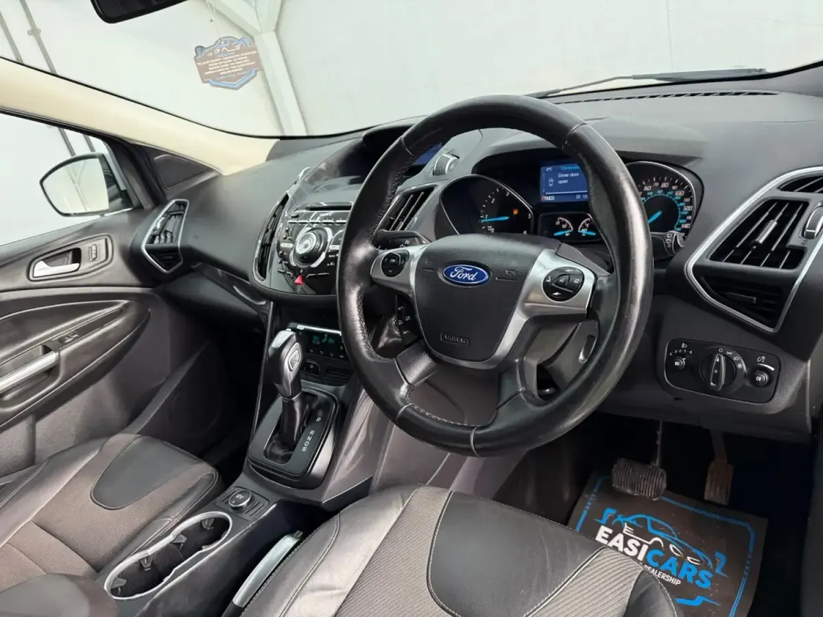 Second-hand Ford Kuga Titanium 163 CP (119 kW) 2014 Alb SUV