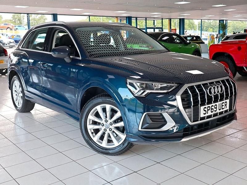 Blue Used 2019 Audi Q3 Sport SUV | £18,989 (Fair price) - Image 1/4