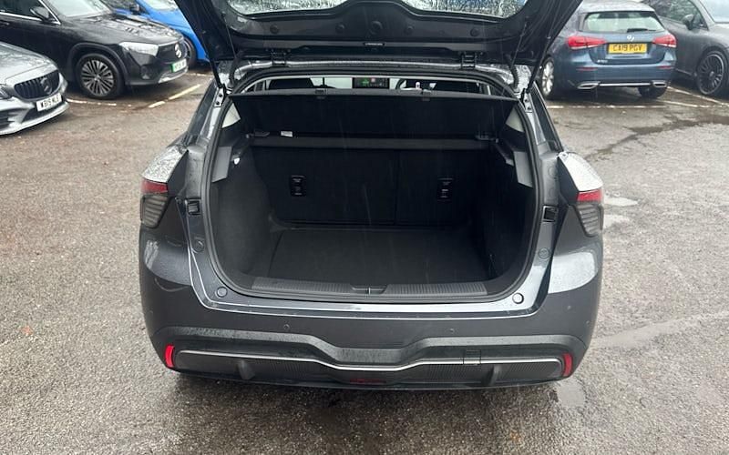 New MG MG4 EV SE 125 kW (170 HP) 2025 Hatchback