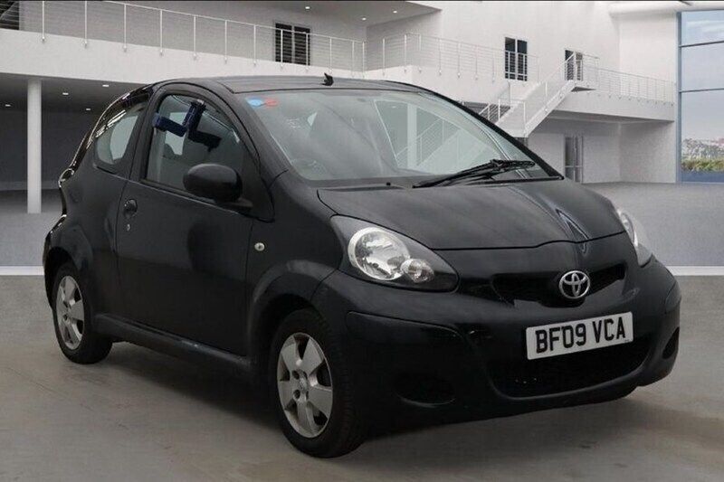 Black Used 2009 Toyota Aygo Hatchback | £2,495 (Fair price) - Image 1/1