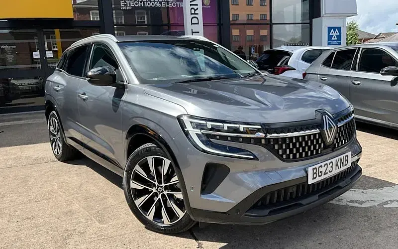 Used Renault Austral Techno 200 HP (147 kW) 2025 SUV