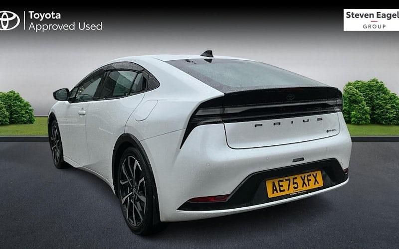 Used Toyota Prius 223 HP (164 kW) 2025 Hatchback