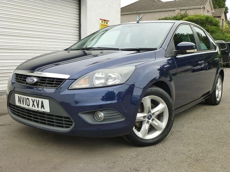 Blue Used 2010 Ford Focus Zetec Hatchback | £2,499 (Fair price) - Image 1/4